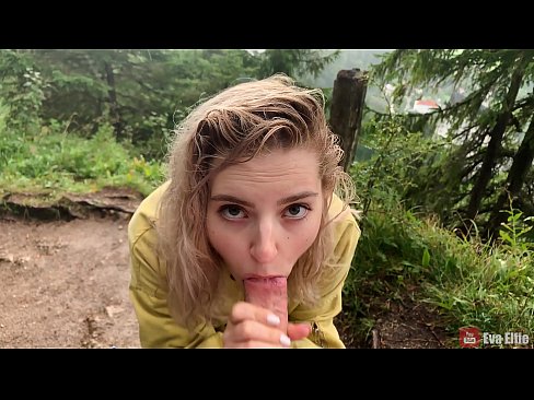 ❤️ Mädchen schluckt Sperma nach einem öffentlichen Blowjob - Eva Elfi ☑ Sex video bei de.javarchive.top ❤